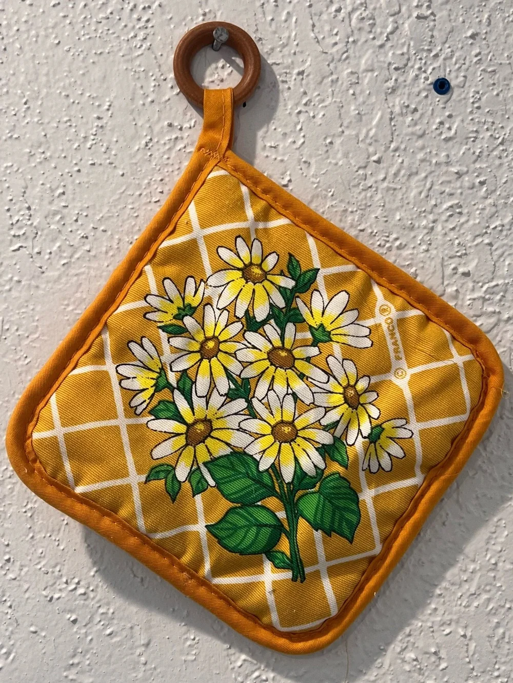 Vintage 70s FranCo Daisy Potholder